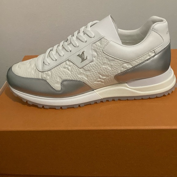 Louis Vuitton sneakers - Picture 4 of 4